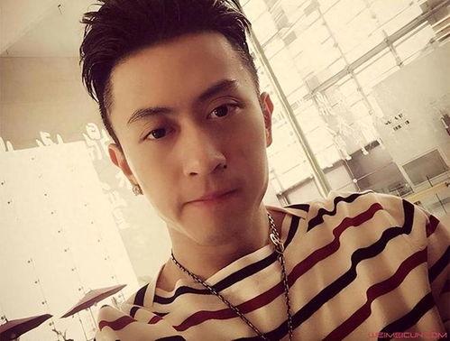 热门大瓜每日必吃大瓜 黑料,热门大瓜每日必吃，黑料曝光引热议